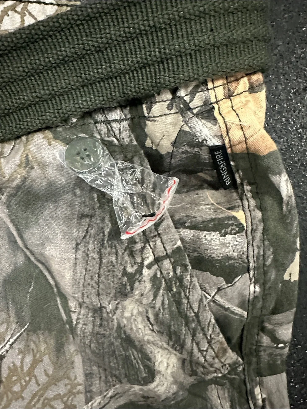 Ring of Fire Men Camouflage Cargo Shorts with Belt - Green/Khaki Leaf Print